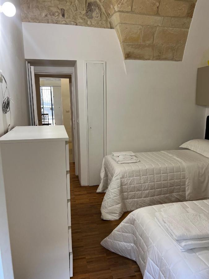 Li Turnisi Apartment Lecce Exterior photo